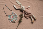 Babero Newborn Liberty Lucía y Volante Vichy Rosa